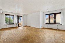 Wohn- und Esszimmer Lichtdurchflutete 3-Zimmer-Wohnung mit Loggia und TG-Stellplatz