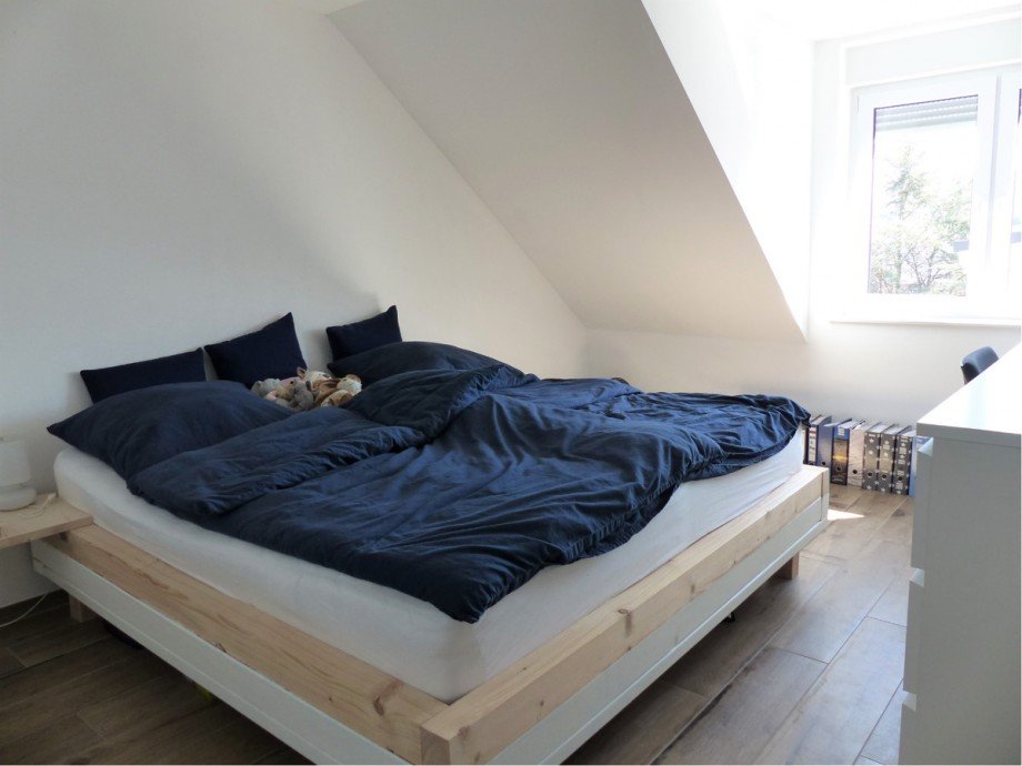 Schlafzimmer A Etagenwohnung Ettlingen / Sch�llbronn