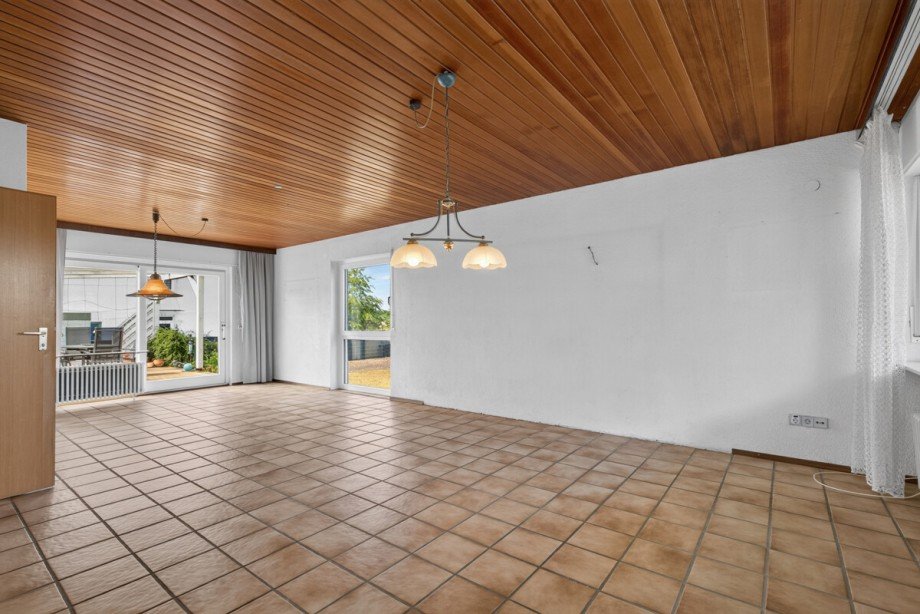Wohn-Essbereich EG Mehrfamilienhaus Durmersheim