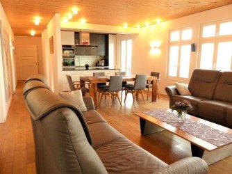 Hauptbild Kernsanierte, luxuri�se 5-Zimmer-Wohnung in zentraler Lage mit gro�er Terrasse