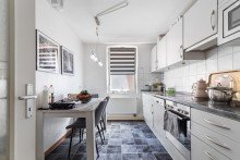 K�che Wohnung 4 Gro�z�gige 2-Zimmer-Wohnung mit zwei Balkons und Tiefgaragenstellplatz