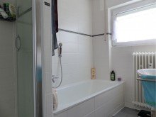 Badezimmer Helle 3,5-ZW mit Terrasse, Garten und Einbauk�che in Muggensturm