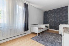 Schlafzimmer Wohnung 3 Gro�z�gige 2-Zimmer-Wohnung mit zwei Balkons und Tiefgaragenstellplatz