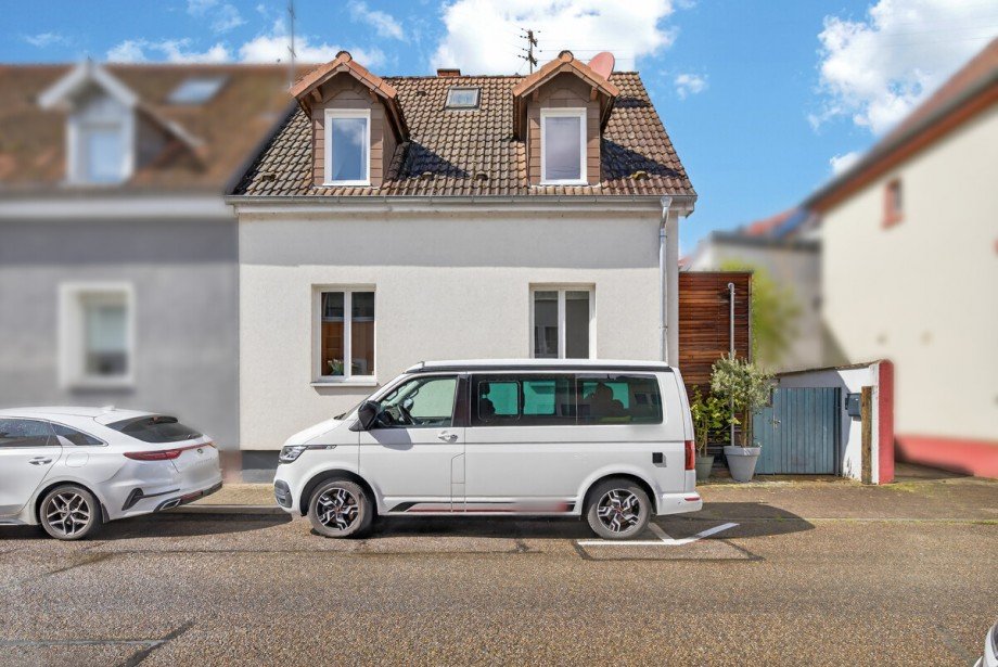 Frontansicht Einfamilienhaus Karlsruhe