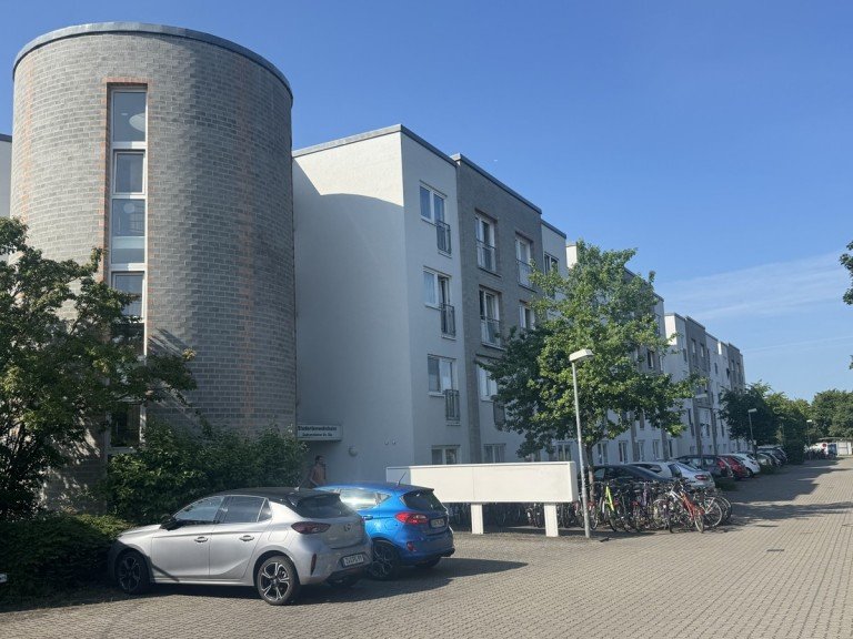 Au�enansicht Landau in der Pfalz Etagenwohnung Rendite Gl�ck f�r Einsteiger: Freiwerdendes Studenten-Appartement in Landau