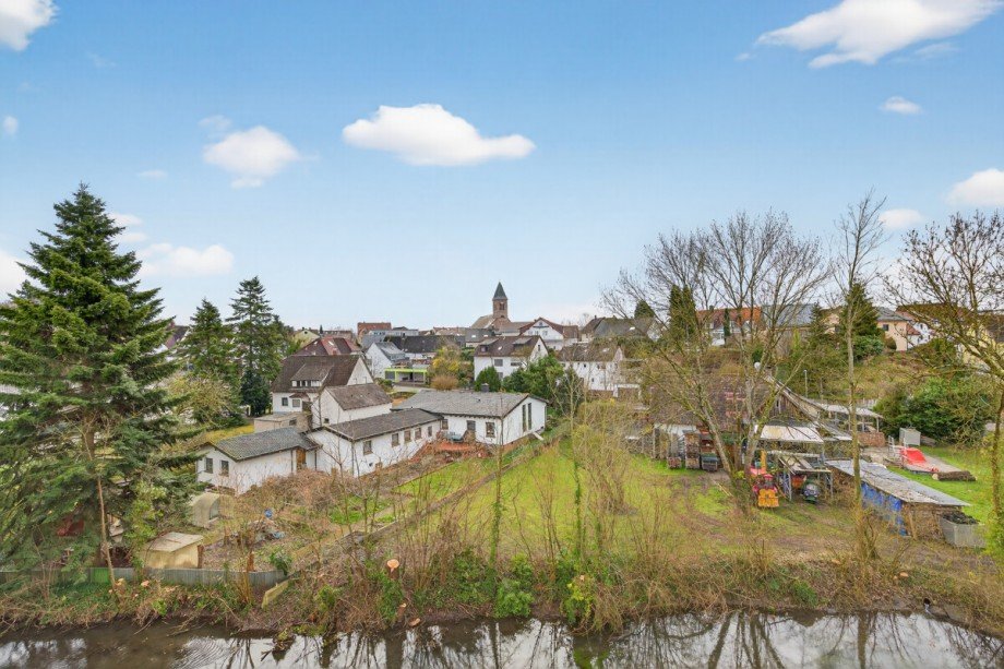 Ausblick vom Balkon Etagenwohnung Durmersheim