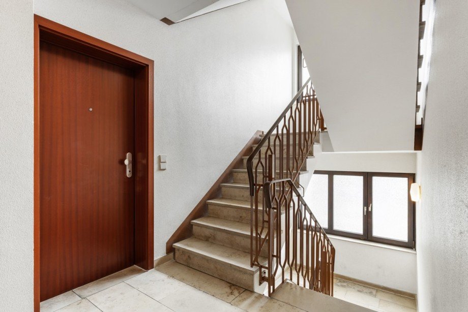 Treppenhaus Etagenwohnung Karlsruhe
