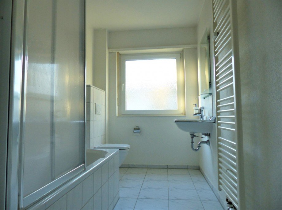 Bad B Etagenwohnung Karlsruhe / Waldstadt