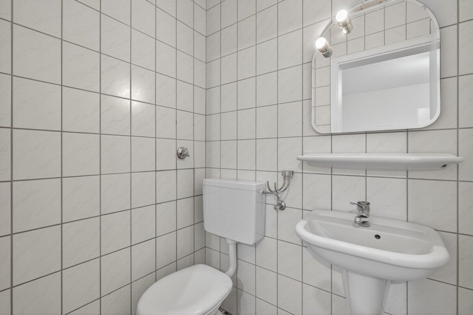 G�ste-WC Etagenwohnung Karlsruhe / S�dweststadt