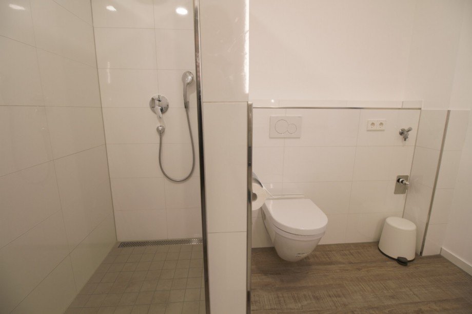 Badezimmer C Erdgeschosswohnung Karlsruhe