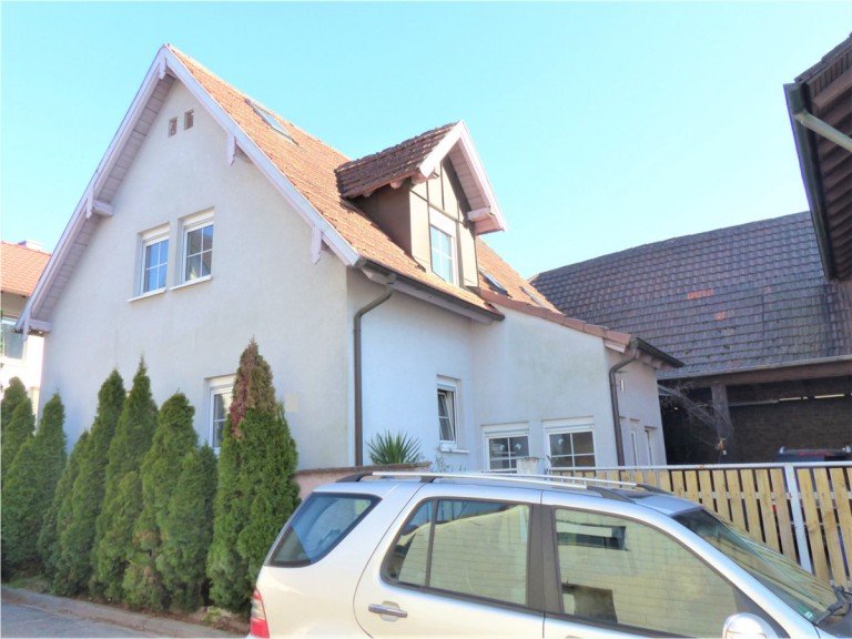 Au�enansicht Malsch Einfamilienhaus Sch�nes, kleines Einfamilienhaus mit Ausbaureserve im Ortskern von Malsch
