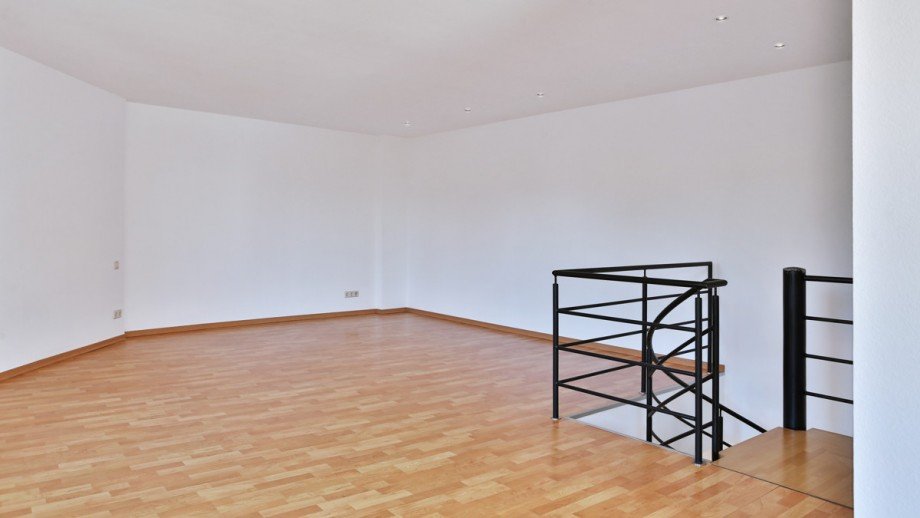Wohnbereich oben Loft-Studio-Atelier Karlsruhe