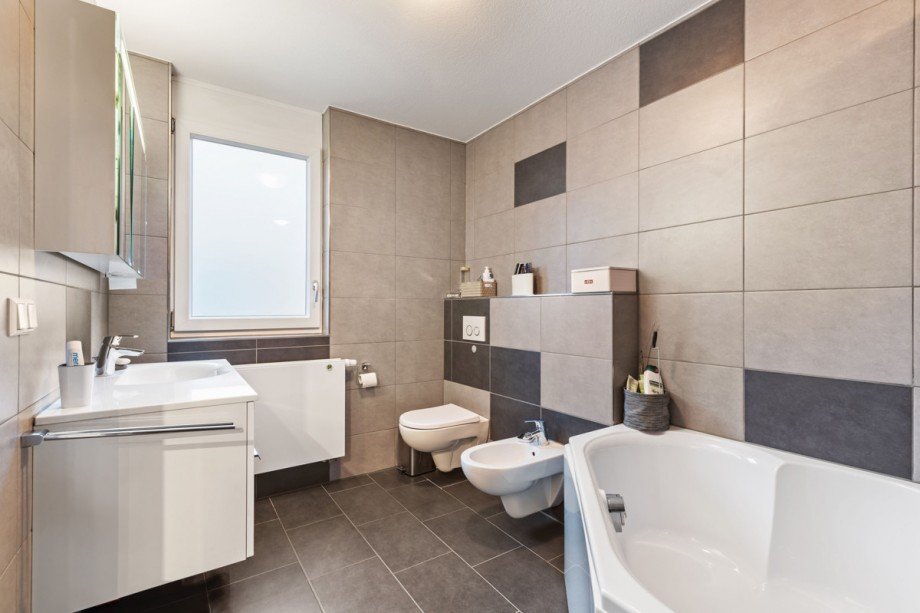 Badezimmer Etagenwohnung Karlsruhe / Gr�tzingen