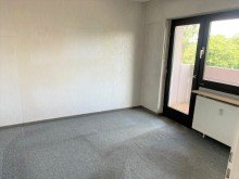 Zimmer 5 Rohdiamant: Ger�umige 4,5-Zimmer-Wohnung in guter S�dweststadt-Lage