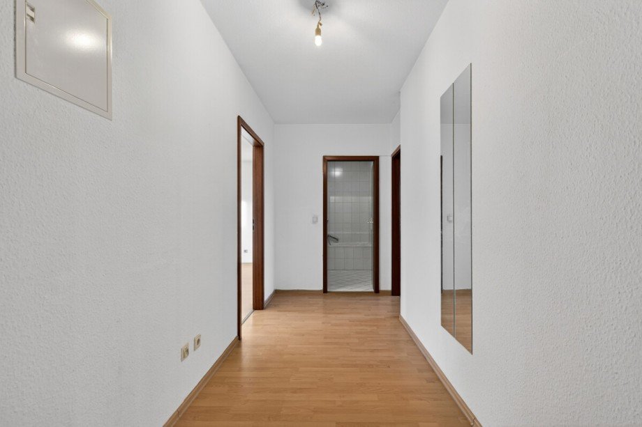 Flur Dachgeschosswohnung Karlsruhe / Neureut