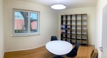Schlafzimmer 3 Helle & neuwertige 4-Zimmer-Wohnung mit zwei Balkonen in begehrter Lage