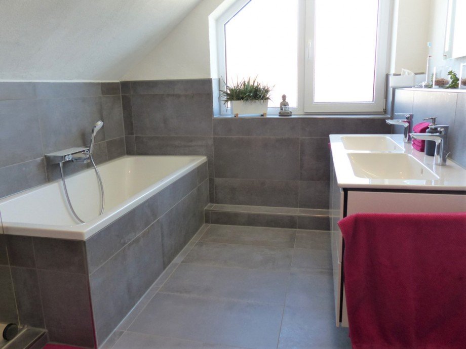 Bad B Etagenwohnung Ettlingen / Sch�llbronn