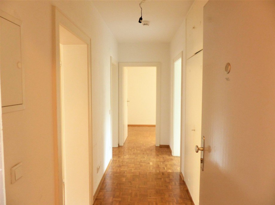 Eingangsbereich Etagenwohnung Karlsruhe / Waldstadt