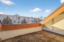 Balkon Sofort beziehbar: Helle 2-Zimmer-Wohnung mit Dachterrasse in Neureut-Kirchfeld