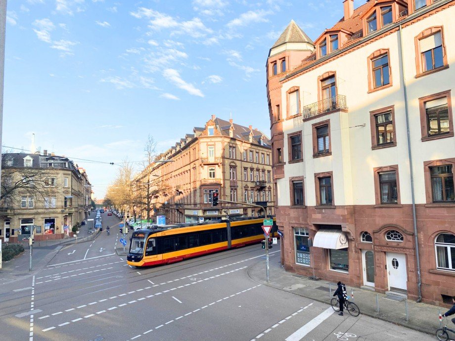 Geb�udeansicht und Umgebung Dachgeschosswohnung Karlsruhe