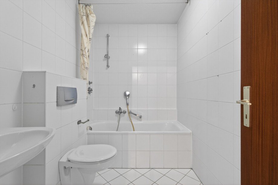 Badezimmer Dachgeschosswohnung Karlsruhe / Neureut