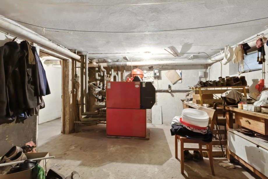 Heizungsraum Mehrfamilienhaus Ettlingen / Sch�llbronn