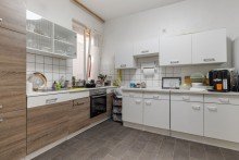 K�che Wohnung 2 Gro�z�gige 2-Zimmer-Wohnung mit zwei Balkons und Tiefgaragenstellplatz