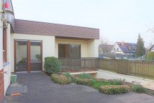 Innenhof Raumwunder mit gro�em Potenzial: Sch�ner Bungalow in KA-Gr�nwinkel