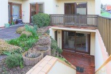 Innenhof /Terrasse UG Raumwunder mit gro�em Potenzial: Sch�ner Bungalow in KA-Gr�nwinkel