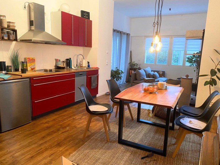K�che und Essbereich Rastatt Etagenwohnung Wundersch�ne 2-Zimmer-Wohnung mit Balkon in kernsaniertem Altbau im Rastatter Zentrum