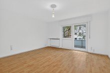 Wohnzimmer Bezugsfrei: Helle 3-Zimmer-Wohnung mit Balkon in Karlsruhe Durlach