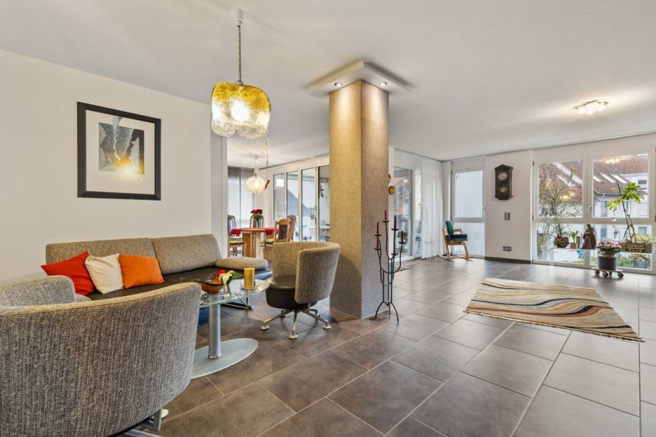 Wohnbereich Etagenwohnung Karlsruhe / Gr�tzingen