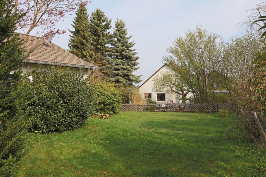 Garten B Einfamilienhaus Straubenhardt