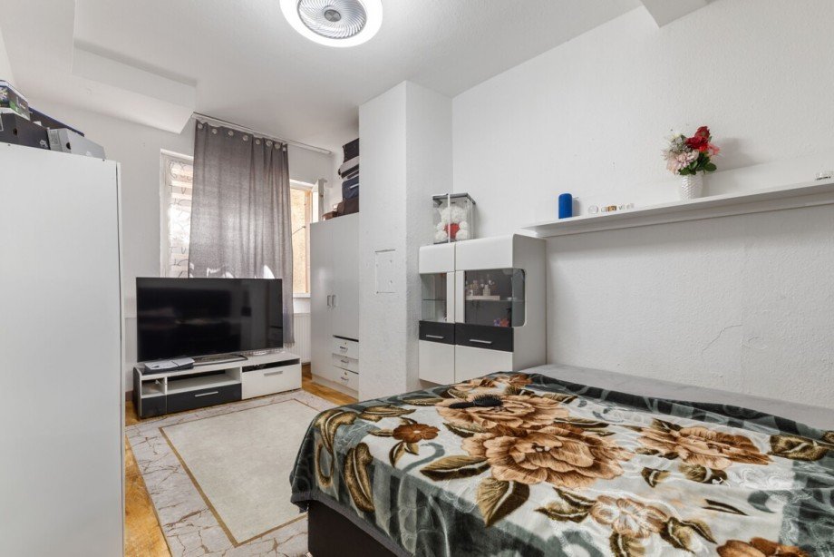 Schlafzimmer Wohnung 2 Haus Geislingen an der Steige