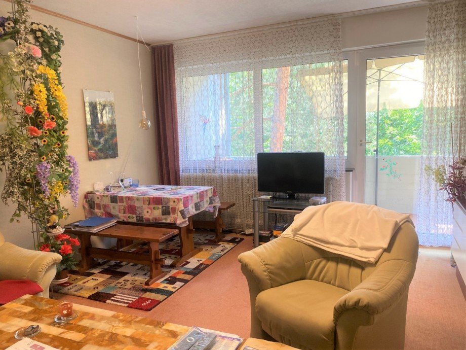 Wohnzimmer Etagenwohnung Karlsruhe / Waldstadt