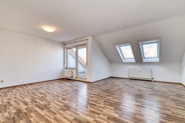 Hauptbild Sofort beziehbar: Helle 2-Zimmer-Wohnung mit Dachterrasse in Neureut-Kirchfeld
