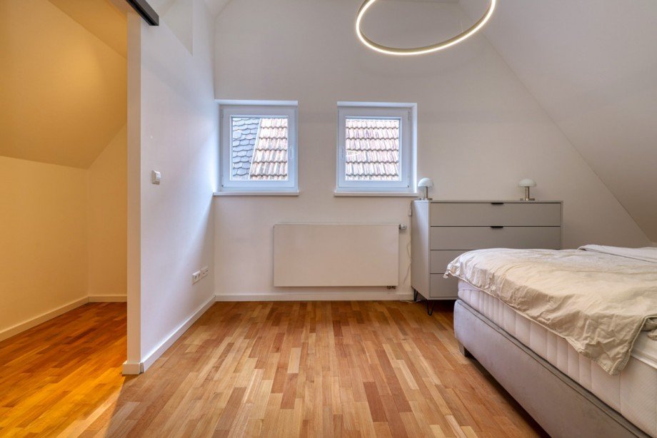 Schlafen und Ankleide Dachgeschosswohnung Ettlingen