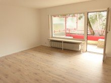 Wohnzimmer B Frisch renoviert, direkt beziehbar: Sch�ne 3-ZW in Karlsruhe Durlach