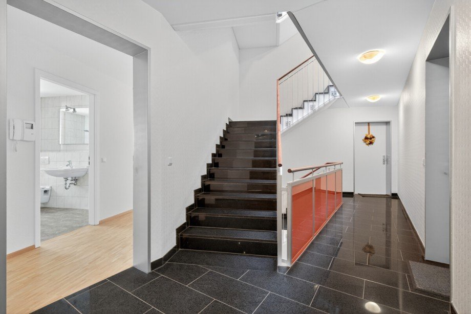 Treppenhaus Etagenwohnung Karlsruhe