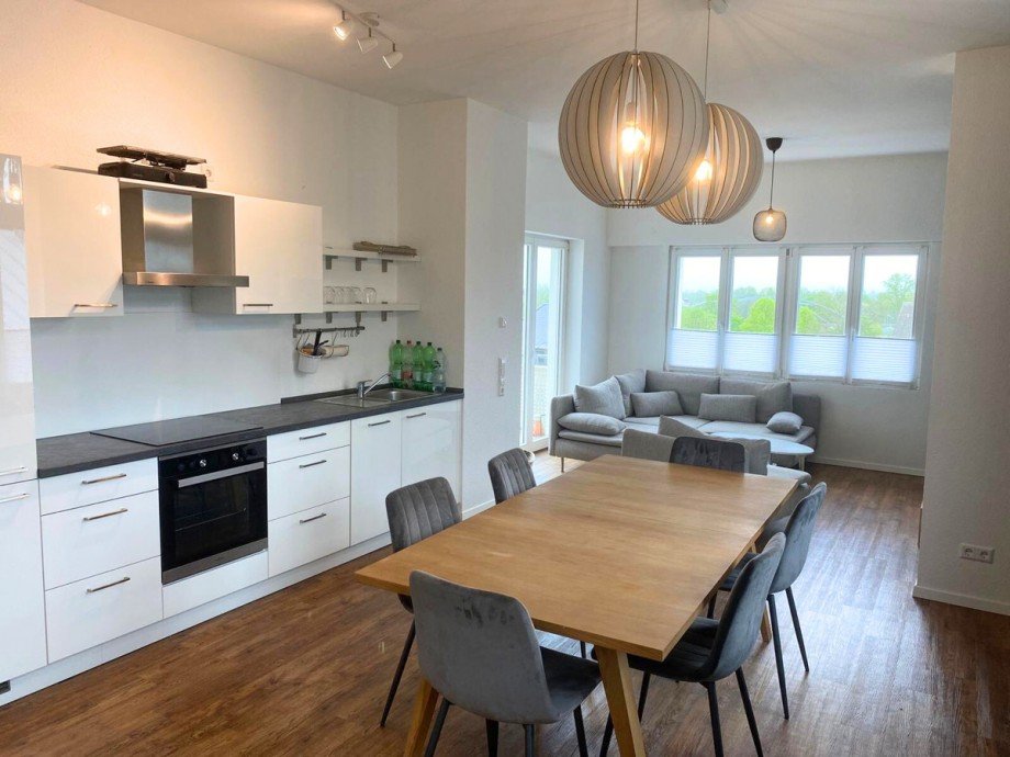 K�che und Essbereich Etagenwohnung Rastatt