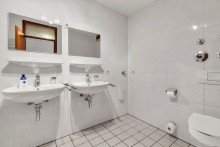 Bad Direkt beziehbar: Gro�z�gige 2-Zimmer-Wohnung mit Terrasse und Stellplatz
