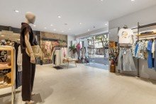 Gewerbeeinheit EG Gro�z�gige 2-Zimmer-Wohnung mit zwei Balkons und Tiefgaragenstellplatz