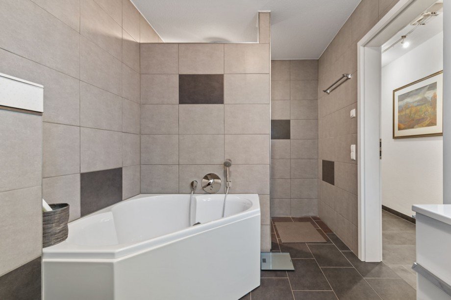 Badezimmer Etagenwohnung Karlsruhe / Gr�tzingen