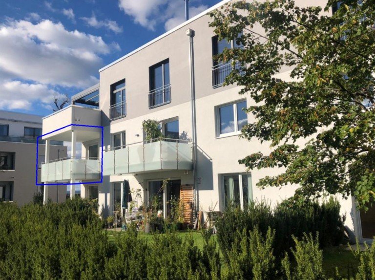 Test 1 Reutlingen Etagenwohnung Helle & neuwertige 4-Zimmer-Wohnung mit zwei Balkonen in begehrter Lage