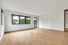Wohnen Direkt beziehbar: Gro�z�gige 2-Zimmer-Wohnung mit Terrasse und Stellplatz