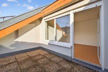 Balkon Sofort beziehbar: Helle 2-Zimmer-Wohnung mit Dachterrasse in Neureut-Kirchfeld