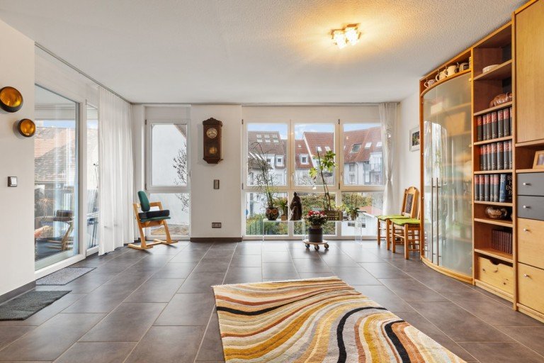 Wohnbereich Karlsruhe / Gr�tzingen Etagenwohnung Barrierefrei betretbare, neuwertige Traumwohnung im Herzen von Karlsruhe-Gr�tzingen