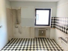 K�che Rohdiamant: Ger�umige 4,5-Zimmer-Wohnung in guter S�dweststadt-Lage