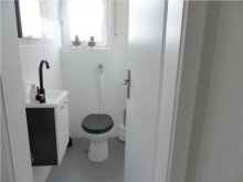 G�ste-WC Helle 3,5-ZW mit Terrasse, Garten und Einbauk�che in Muggensturm