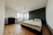 Schlafen 1 Gro�z�gige 4-Zimmer-Wohnung in beliebter Lage von Stutensee